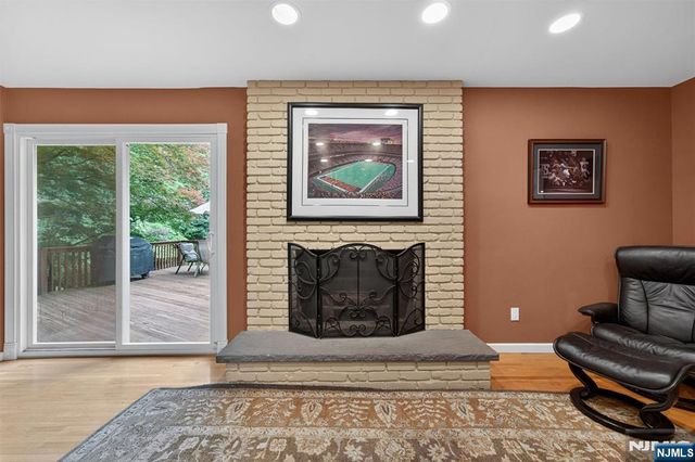 559 Wayne Drive, River Vale, NJ 07675