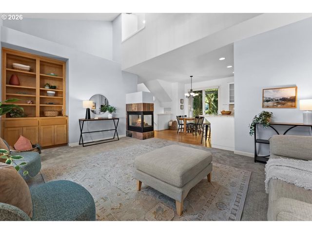2352 Nw BREWER Ln, Portland, OR 97229