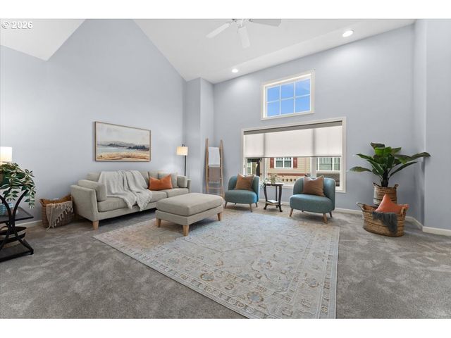 2352 Nw BREWER Ln, Portland, OR 97229