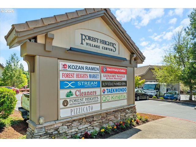 2352 Nw BREWER Ln, Portland, OR 97229