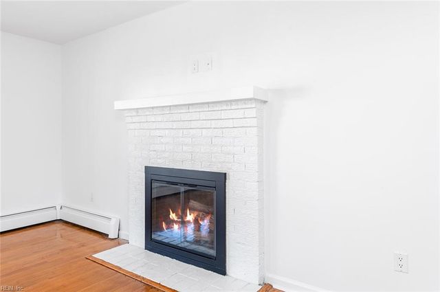 31 Bayview DR, Poquoson, VA 23662