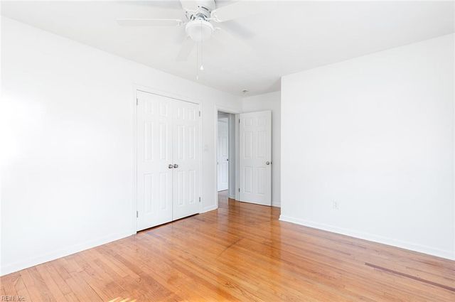 31 Bayview DR, Poquoson, VA 23662