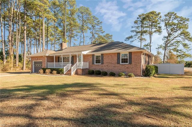 31 Bayview DR, Poquoson, VA 23662