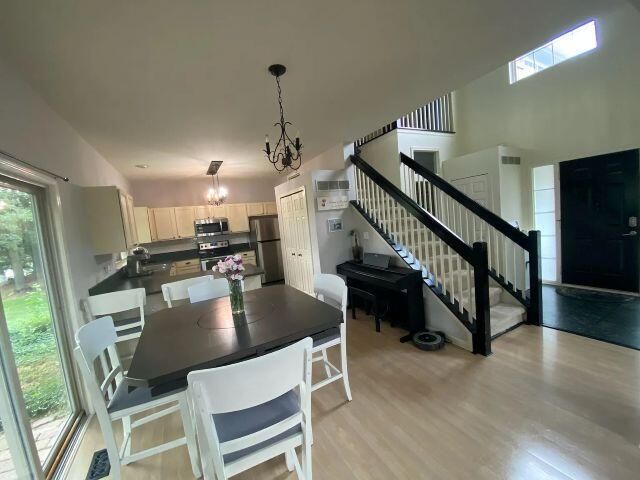 5628 Versailles Avenue, Ann Arbor, MI 48103