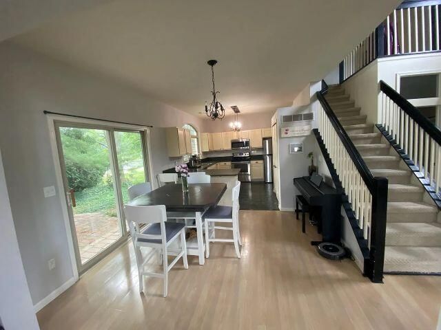 5628 Versailles Avenue, Ann Arbor, MI 48103