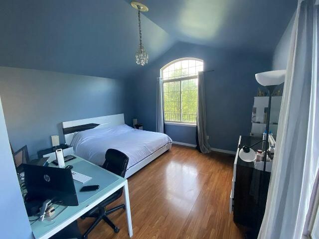 5628 Versailles Avenue, Ann Arbor, MI 48103