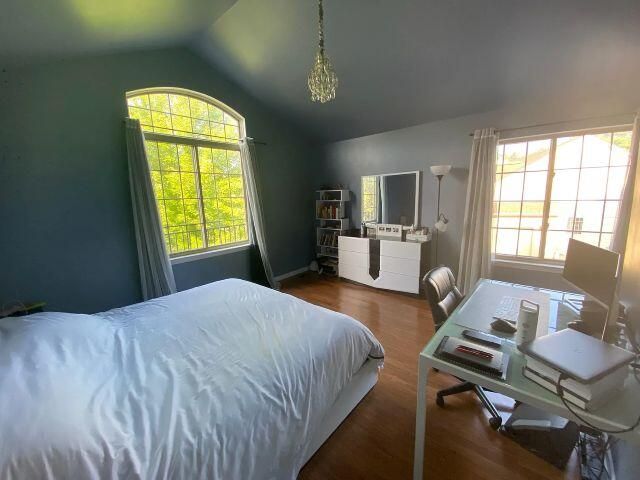 5628 Versailles Avenue, Ann Arbor, MI 48103