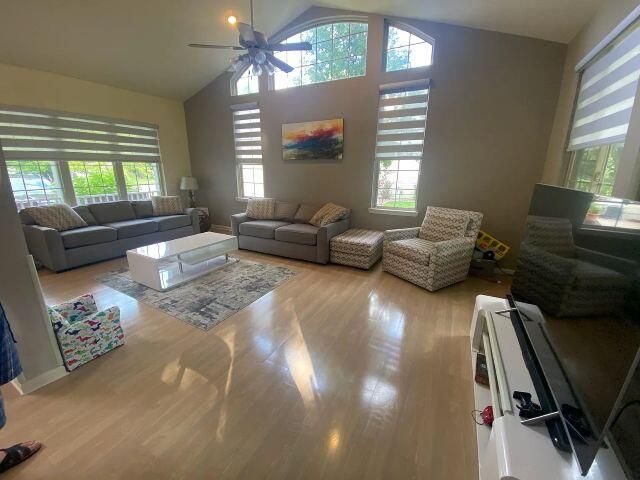 5628 Versailles Avenue, Ann Arbor, MI 48103