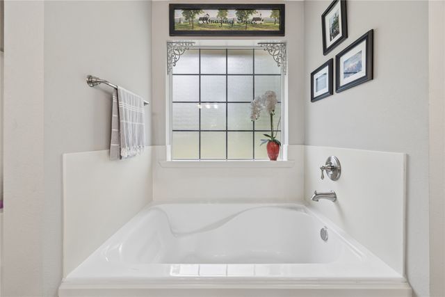 25 Starview Drive, Star Harbor, TX 75148