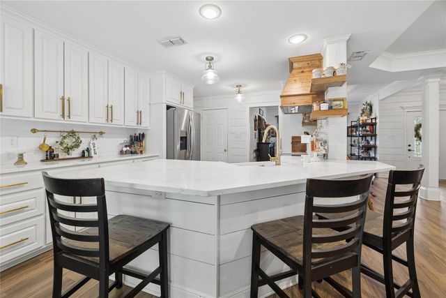 25 Starview Drive, Star Harbor, TX 75148