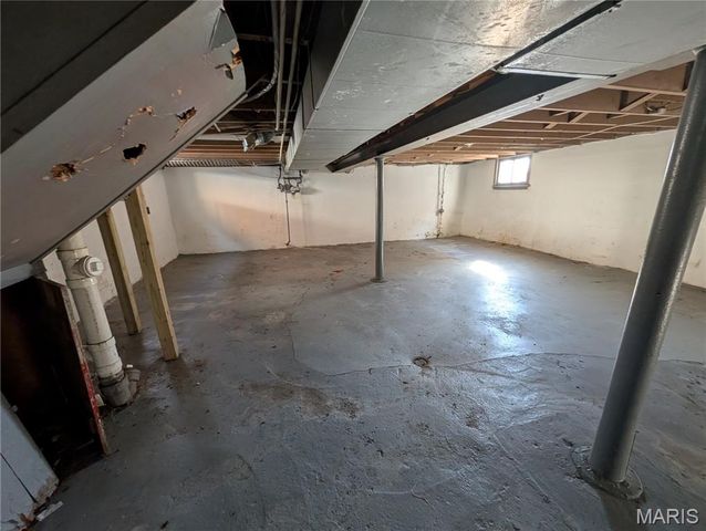 8363 Eton Place, Jennings, MO 63136