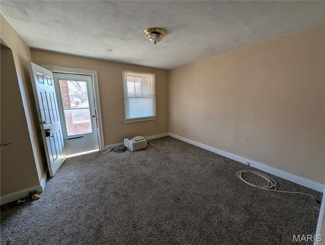 8363 Eton Place, Jennings, MO 63136