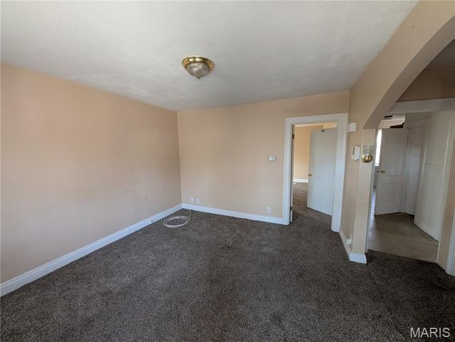 8363 Eton Place, Jennings, MO 63136