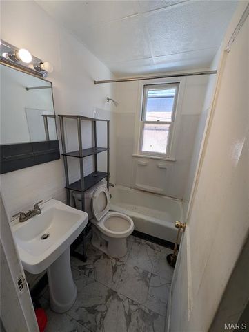 8363 Eton Place, Jennings, MO 63136