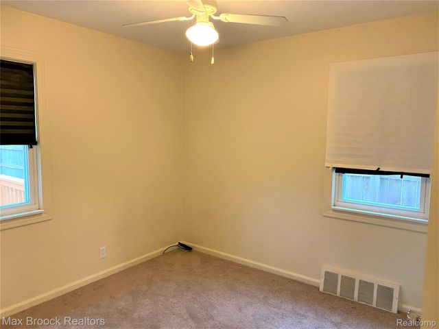 3012 GREENFIELD Road, Berkley, MI 48072