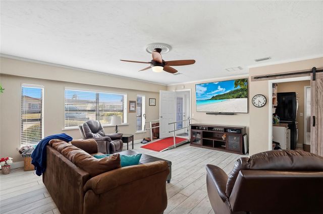 6641 12TH AVENUE N, St Petersburg, FL 33710