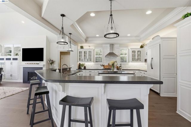 3019 E. Ruby Hill Dr., Pleasanton, CA 94566