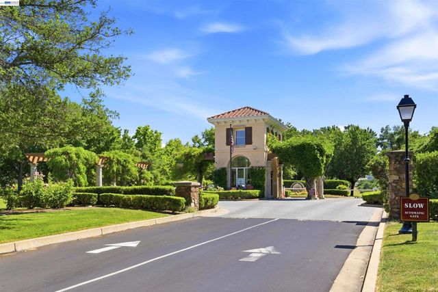 3019 E. Ruby Hill Dr., Pleasanton, CA 94566