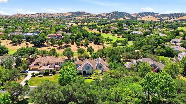 3019 E. Ruby Hill Dr., Pleasanton, CA 94566