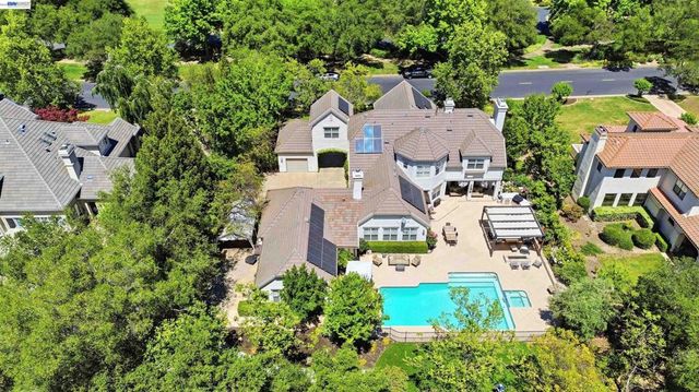 3019 E. Ruby Hill Dr., Pleasanton, CA 94566