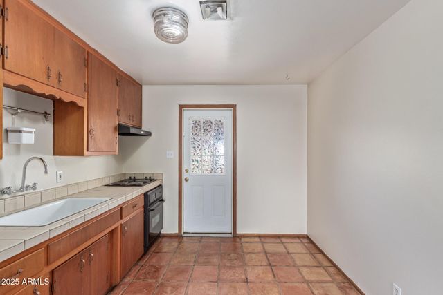 7153 N 57th Drive Apt 3, Glendale, AZ 85301