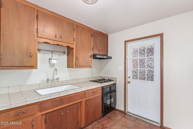 7153 N 57th Drive Apt 3, Glendale, AZ 85301