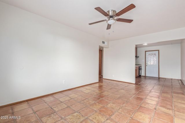 7153 N 57th Drive Apt 3, Glendale, AZ 85301