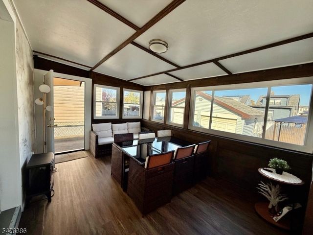 195 Maple St, Kearny Town, NJ 07032