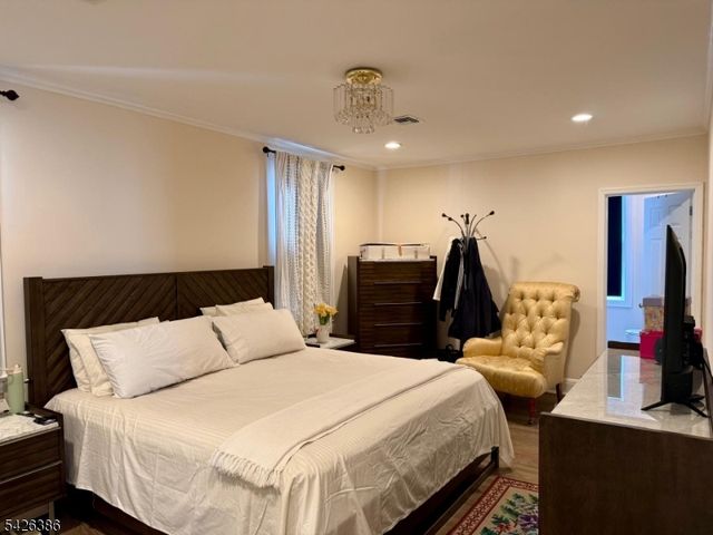 195 Maple St, Kearny Town, NJ 07032