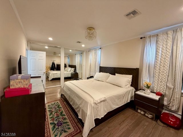 195 Maple St, Kearny Town, NJ 07032