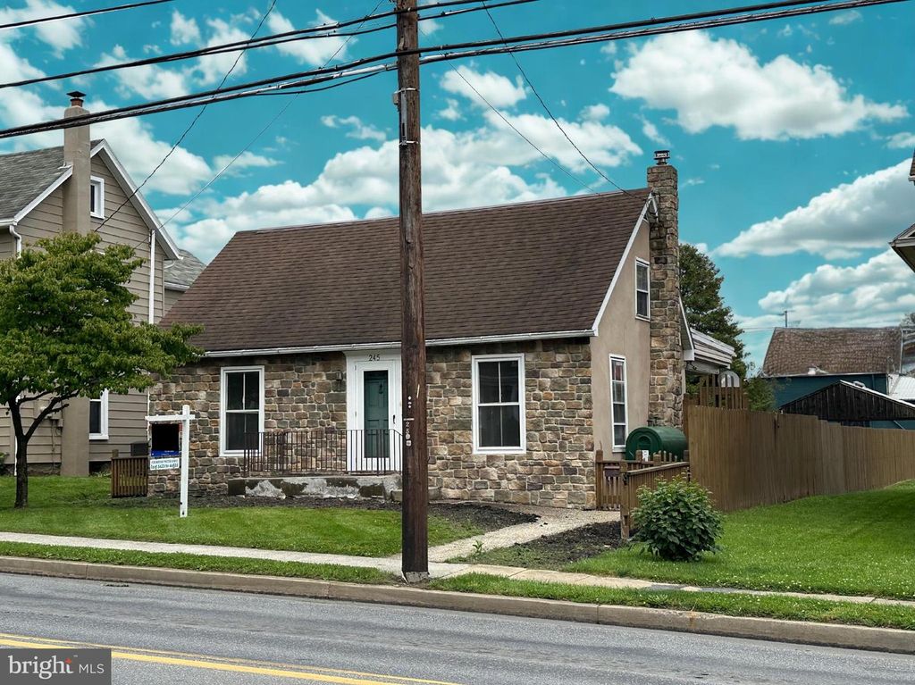 245 N MAIN STREET, Mercersburg, PA 17236