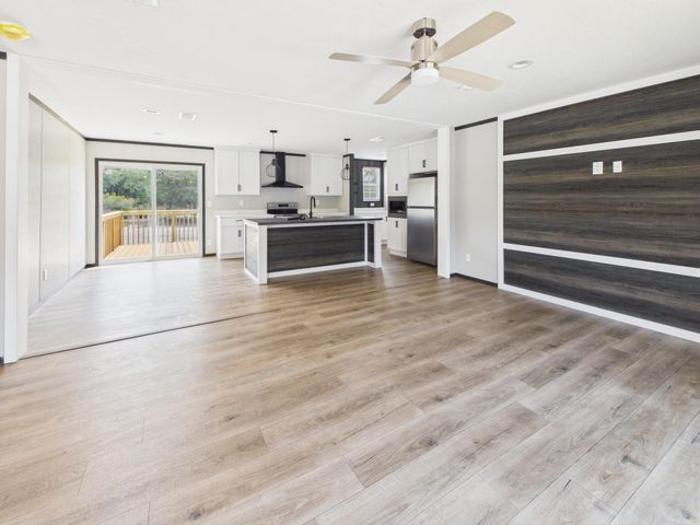 18574 NW 284th Street, Okeechobee, FL 34972