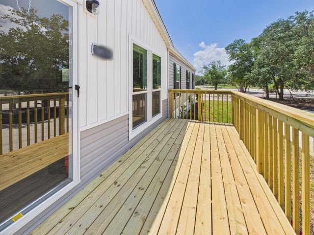 18574 NW 284th Street, Okeechobee, FL 34972