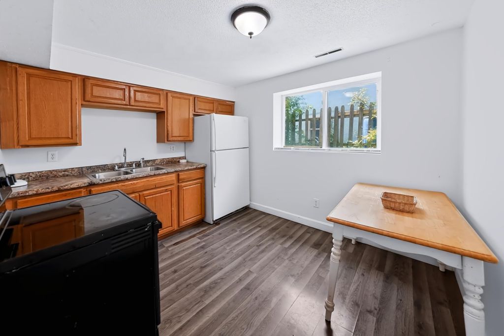 318 Baker Street E, Saint Paul, MN 55107 — photo 4