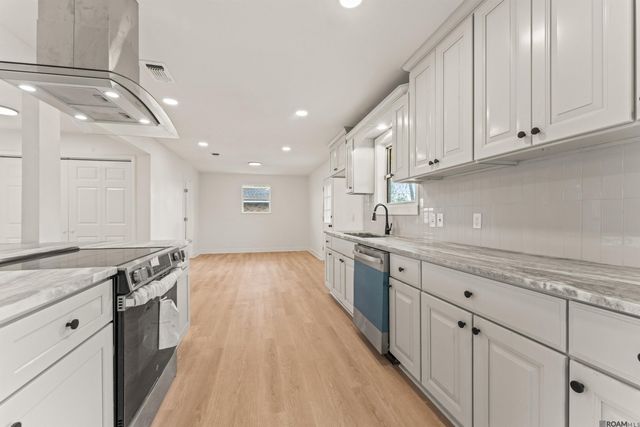 9458 W Darryl Pkwy, Baton Rouge, LA 70815