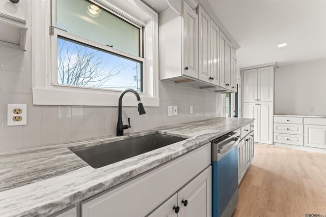 9458 W Darryl Pkwy, Baton Rouge, LA 70815