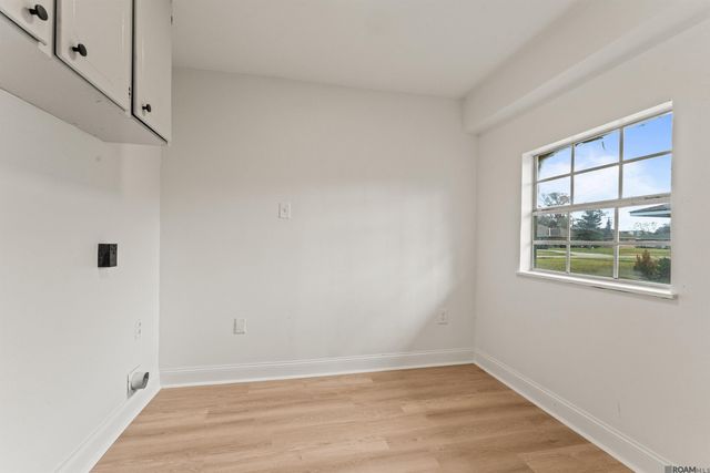 9458 W Darryl Pkwy, Baton Rouge, LA 70815