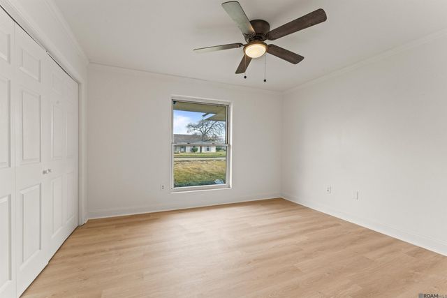 9458 W Darryl Pkwy, Baton Rouge, LA 70815