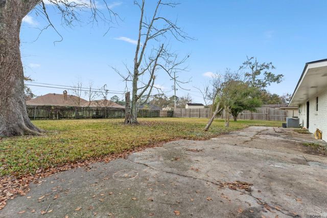 9458 W Darryl Pkwy, Baton Rouge, LA 70815