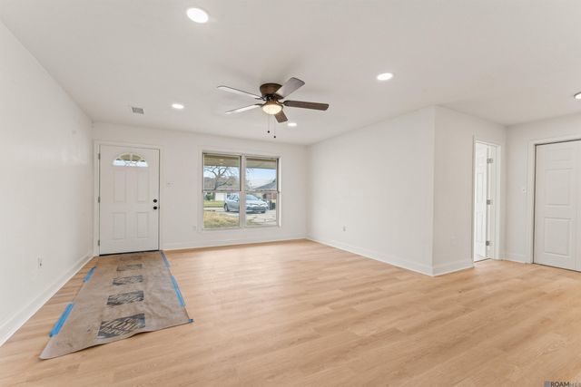 9458 W Darryl Pkwy, Baton Rouge, LA 70815