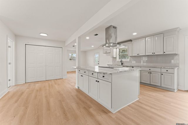 9458 W Darryl Pkwy, Baton Rouge, LA 70815