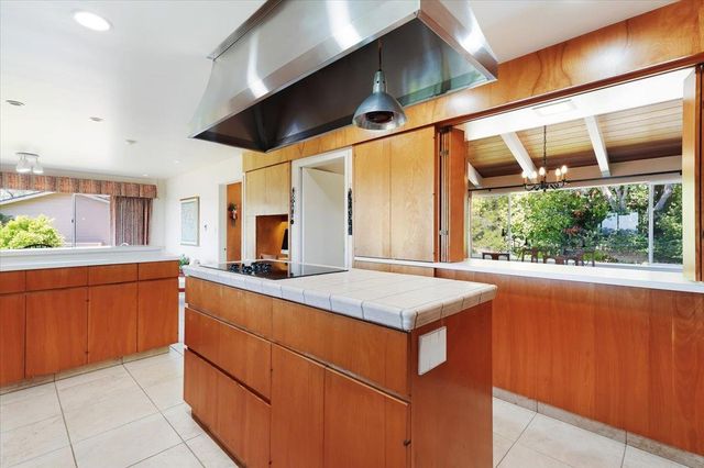 260 Oak Hill, Watsonville, CA 95076