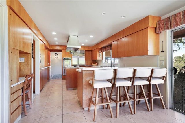 260 Oak Hill, Watsonville, CA 95076