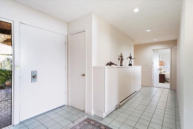260 Oak Hill, Watsonville, CA 95076