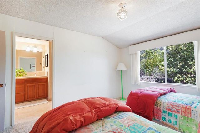 260 Oak Hill, Watsonville, CA 95076