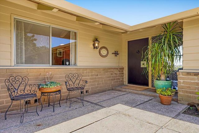 260 Oak Hill, Watsonville, CA 95076