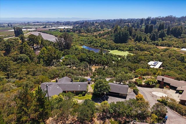 260 Oak Hill, Watsonville, CA 95076
