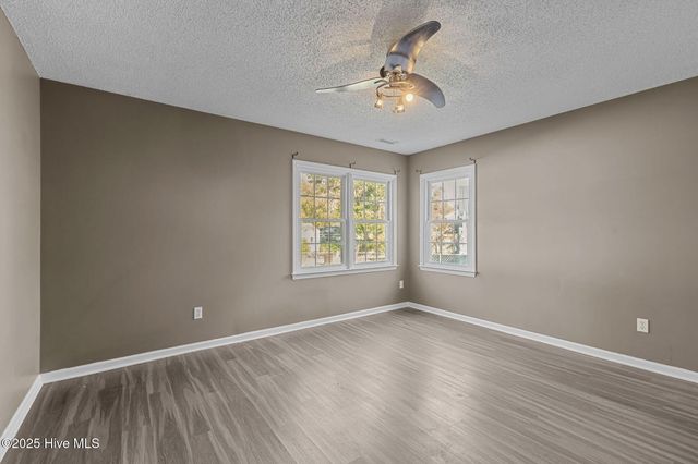 3018 Mandy Lane, Morehead City, NC 28557