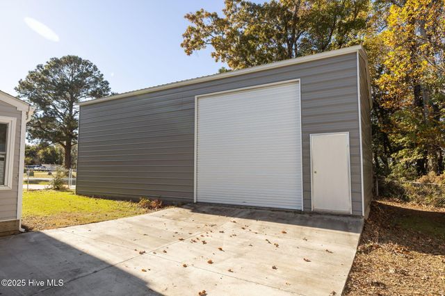 3018 Mandy Lane, Morehead City, NC 28557