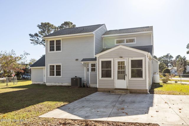3018 Mandy Lane, Morehead City, NC 28557